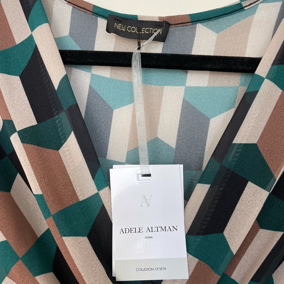 BNWT Long Pattern Dress - Picture 3 of 5